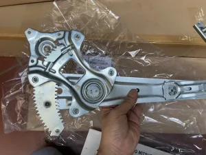 2. Vai Trò Của Compa, Cơ Cấu Lên Xuống Kính Cửa Xe Mitsubishi Xpander Và Xpander Cross