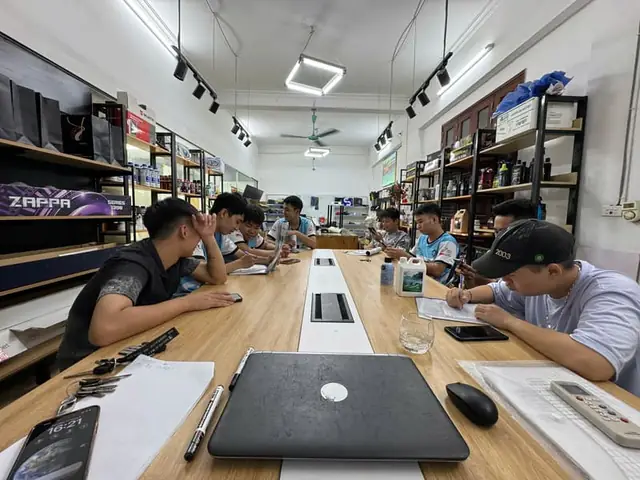 Nghề Detailing (chăm Sóc Xe Hơi) Là Gì? Nghề Detailing (chăm Sóc Xe Hơi) Là Gì?