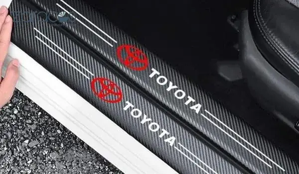 1. Có Nên Dán Bậc Cửa Xe Ô Tô Hay Không ?