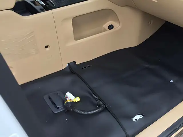 3. Hạn Chế Của Lót Sàn Simili Ô Tô