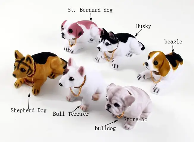 Chó Lắc Lư Trên Xe Hơi