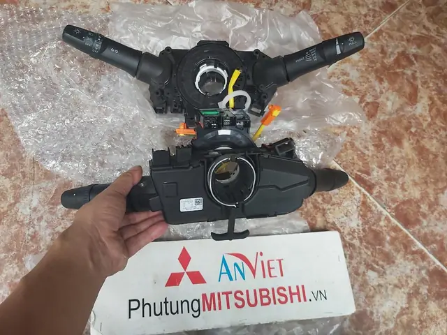 3. Các Dấu Hiệu Cho Biết Công Tắc Pha Cốt Và Gạt Mưa Xe Mitsubishi Attrage Bị Hỏng