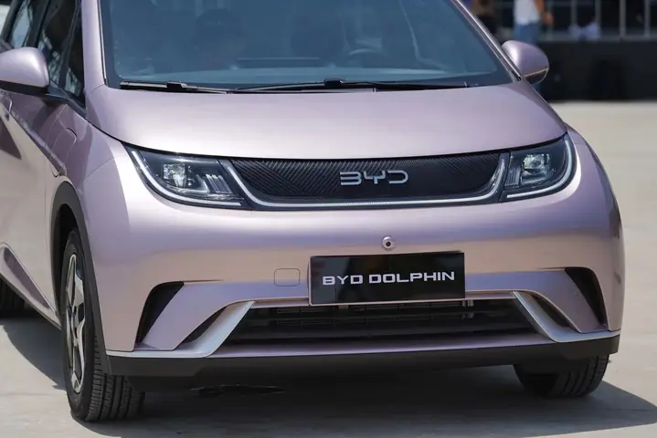 Ngoại Thất Byd Dolphin