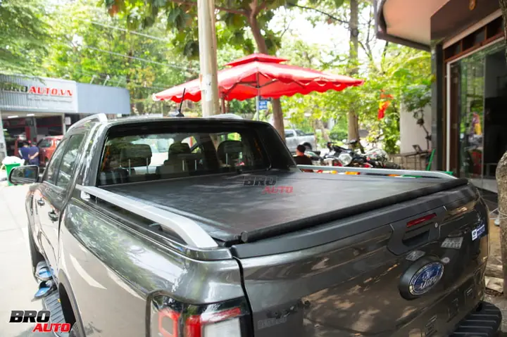 Thông Tin Sản Phẩm Nắp Thùng Cuộn Bạt Cho Xe Ford Ranger 2023