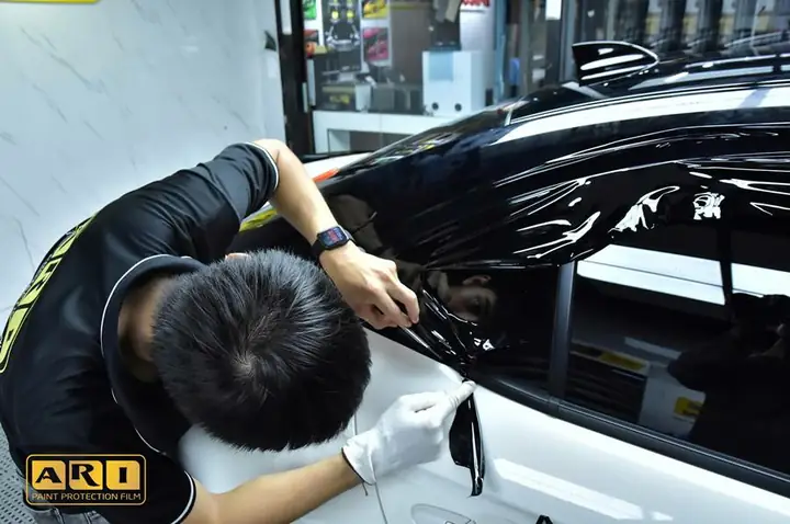 Dán Nóc Đen Cho Xe Kia Morning Có Những Loại Nào?