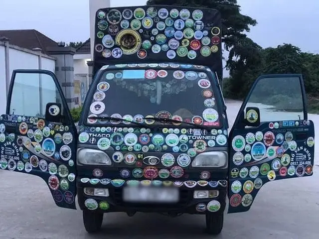 Dán Thế Nào Sau Xe Ô Tô