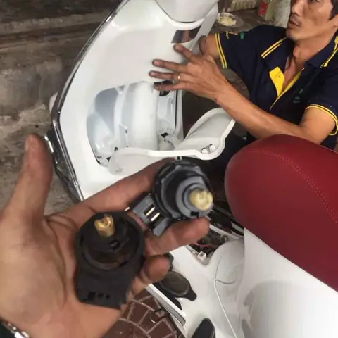 Sửa Khóa Xe Vespa Tân Bình Uy Tín