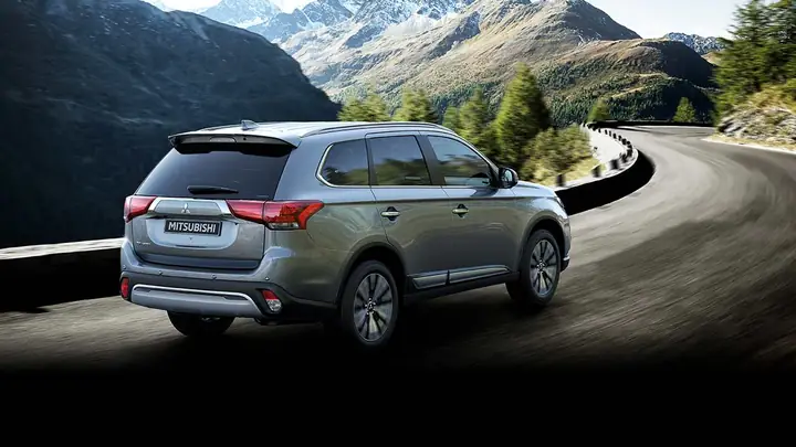 Giá Xe Mitsubishioutlander 2019