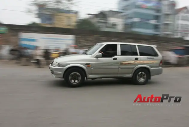 Cần Di Chuyển Qua Những Cung Đường Xấu, Những Địa Hình Khắc Nghiệt Với Kinh Phí Hạn Hẹp Thì Musso Là Lựa Chọn Tốt Dành Cho Bạn.