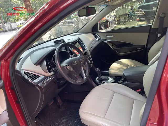 Nội Thất Của Xe Ô Tô Cũ Hyundai Santafe 2017 Bản Full