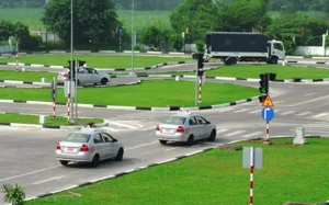 Điều Kiện Kinh Doanh Cơ Sở Đào Tạo Lái Xe Ô Tô, Áp Dụng Từ 1/1/2025