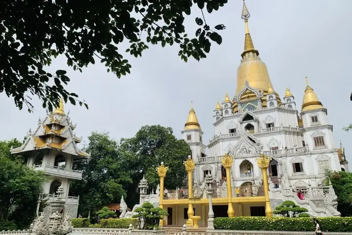 Bảo Tháp Gotama Cetiya