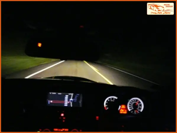 Dạy Lái Xe Ô Tô Cho Người Khuyết Tật: Điều Kiện & Quy Trình