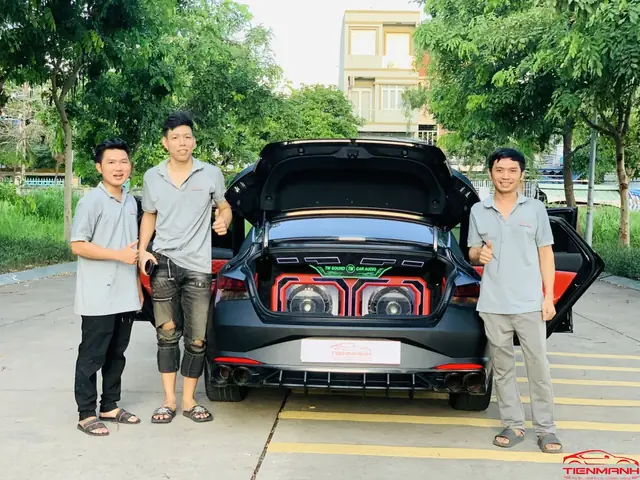 Dđèn Xe Đồ Chơi Ô Tô Biên Hòa