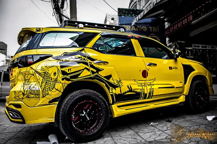 Decal Dán Trang Trí Sườn Xe Ô Tô Fortuner