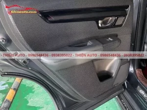 Dán Decal Carbon Cánh Cửa Là Gì?