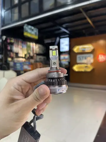 Thông Số Kỹ Thuật Chi Tiết Đèn Led Xe Hclight A65 Ultraloại Đèn: Led Headlightled Chip: 7545quang Thông: 6800 Lmnhiệt Màu: 5800kcông Suất Kép: 65w/85wđiện Áp: Dùng Chung 12v Và 24vcường Độ Dòng Điện: 3.3achịu Nhiệt: -40°c Đến +105°ckhoảng Cách Chiếu Xa: 800mtuổi Thọ: > 50.000 Giờchỉ Số Chống Nước: Ip67bảo Hành: 24 Thángcác Chân: H1, H4, H7, H11, 9005, 9006, 9012