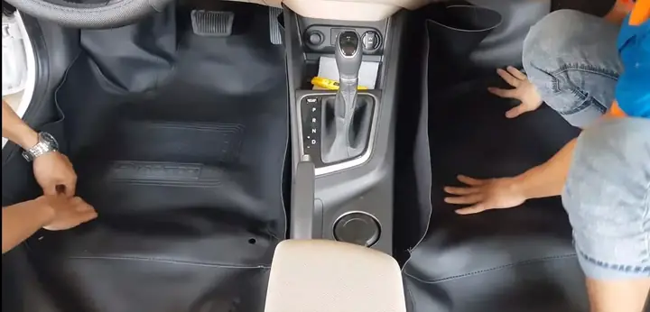 Cách Bọc Lót Sàn Simili Ô Tô