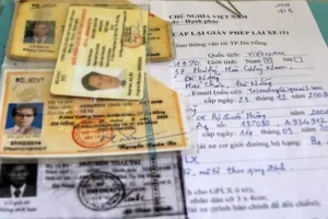 Có Cần Thiết Mang Theo Giấy Tờ Gốc Khi Đổi Bằng Lái Xe Ô Tô?