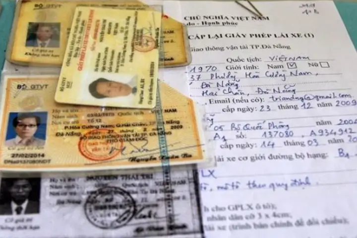 Có Cần Thiết Mang Theo Giấy Tờ Gốc Khi Đổi Bằng Lái Xe Ô Tô?