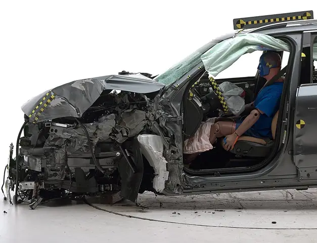 Dong Khung Suon Xe Ô Tô