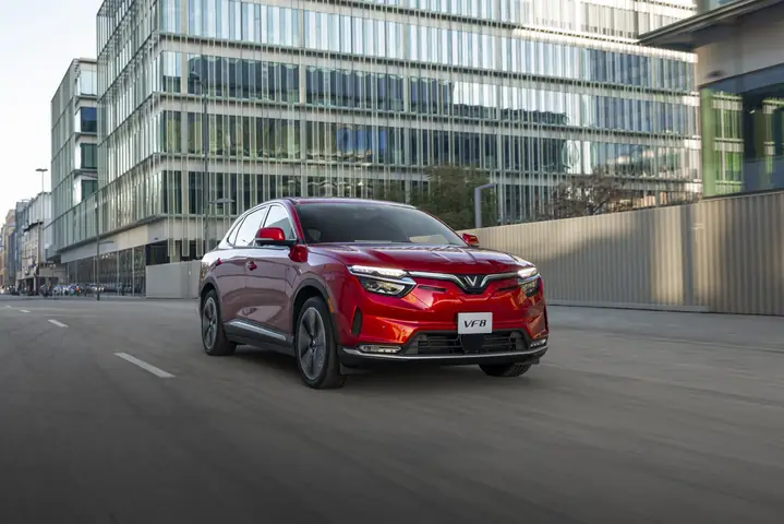 Giá Lăn Bánh Vinfast Vf 8 Tháng 7/2025: Chi Tiết Các Chi Phí