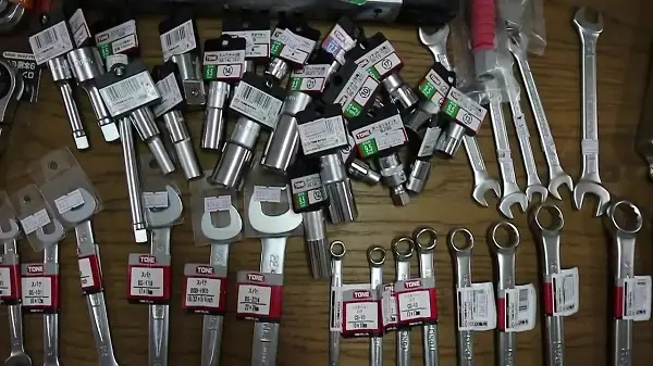 2. Bộ Vặn Vít Đa Năng