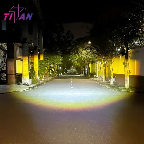 Ánh Sáng Pha Của Đèn Trợ Sáng M30 Ultra