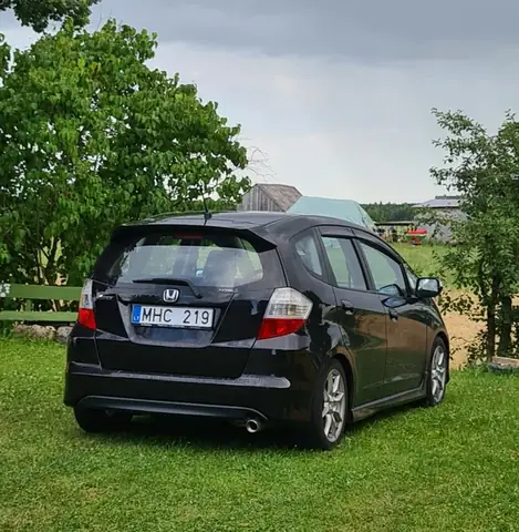 Phủ Gầm Xe Ô Tô Honda: Lợi Ích Và Quy Trình Chuẩn