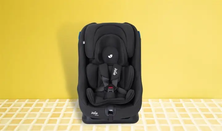 1.3. Ghế Ngồi Ô Tô Trẻ Em Joie