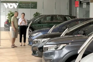 Tong Quan Thi Truong O To Thang 4 Xe Gam Cao Van Ap Dao, Mpv Bat Ngo Vuot Sedan Hinh Anh 1