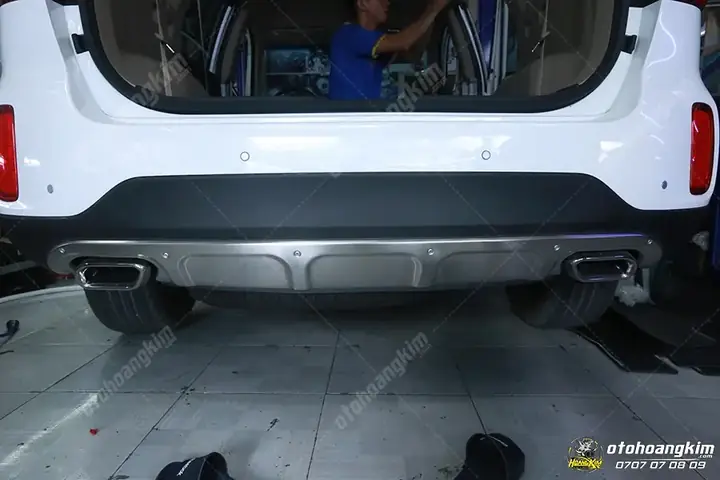 Ii. Hình Thực Tế Lip Chia Pô Trên Ô Tô
