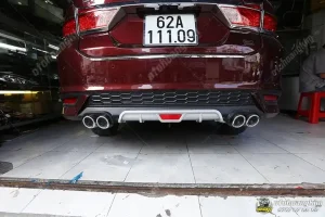 Ii. Hình Thực Tế Lip Chia Pô Trên Ô Tô