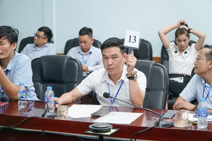 Veam Thu Về 129,8 Tỉ Từ Bán Ô Tô Tồn Kho