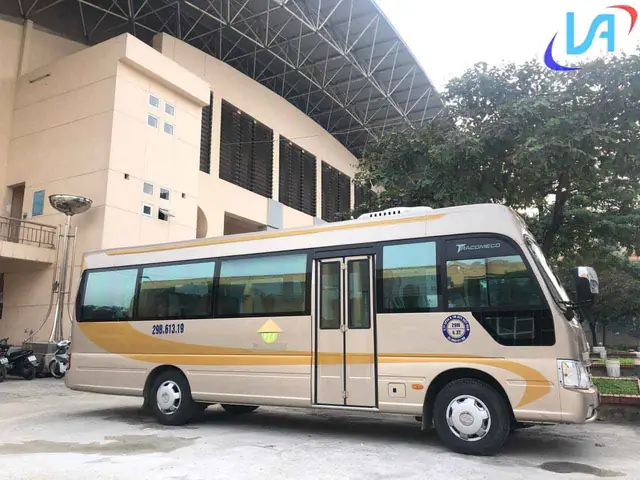 4. Dịch Vụ Thuê Xe Ô Tô 29 Chỗ Phù Hợp Với Các Mục Đích Gì?