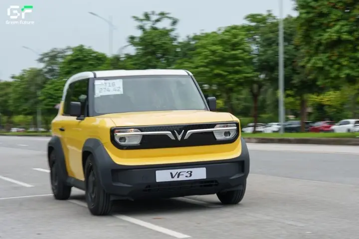 Giá Thuê Xe 4 Chỗ Có Tài Xế