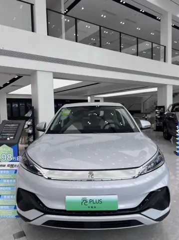 Xe Ô Tô 250 Triệu Đổ Về: Mua Xe Cũ Nào Tốt Nhất?