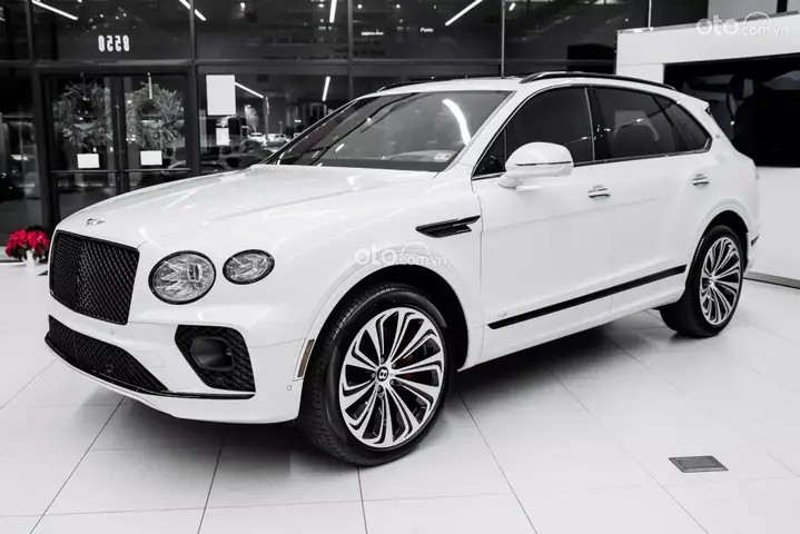 Giã¡ Xe Bentley Bentayga Má»i Nháº¥t