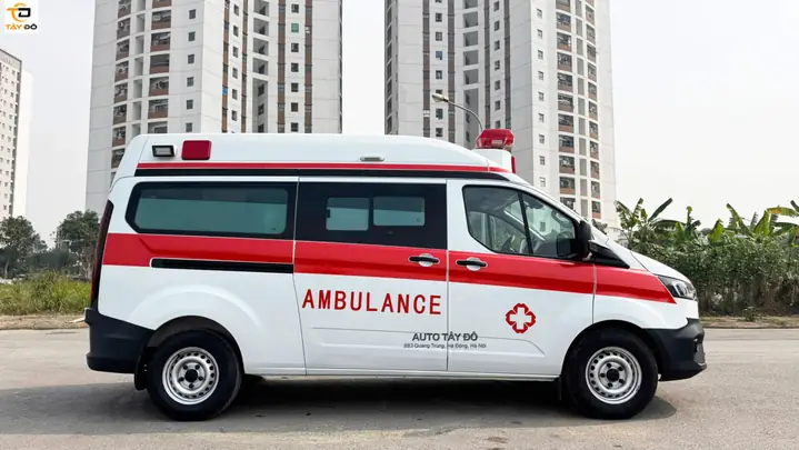 Tổng Quan Về Xe Cứu Thương Ford Transit