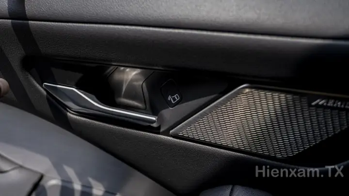 Nội Thất Jaguar I-pace: Nhiều Chi Tiết Tinh Tế Đến Bất Ngờ