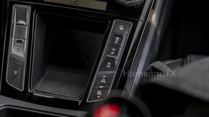 Sức Mạnh Và An Toàn Của Jaguar I-pace: Không Có Gì Để Chê