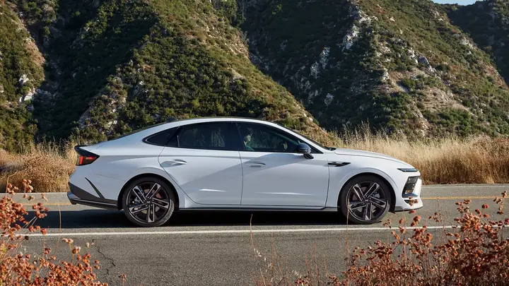 Giới Thiệu Xe Hyundai Sonata 2024 Giới Thiệu Xe Hyundai Sonata 2024