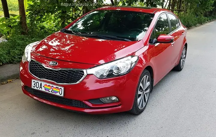 Xe Kia K3 Là Chiếc Xe Sedan Với Thiết Kế Hiện Đại, Trẻ Trung Và Phù Hợp Với Thanh Niên Yêu Thích Sự Năng Động, Mạnh Mẽ, Sang Trọng.