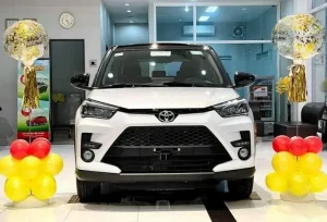 Toyota Raie 2023 Màu Trắng Nóc Đen
