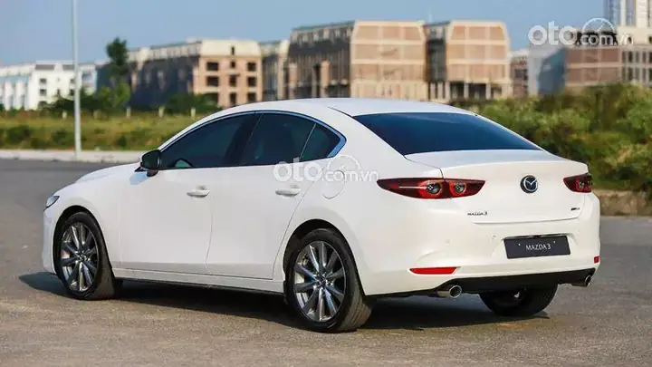 Äuã´i Xe Mazda 3 2021.