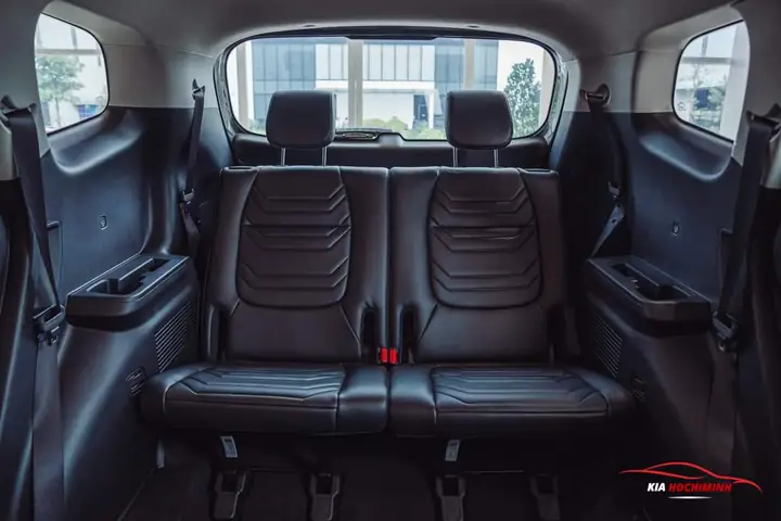 Ghế Ngồi Và Khoang Hành Lý