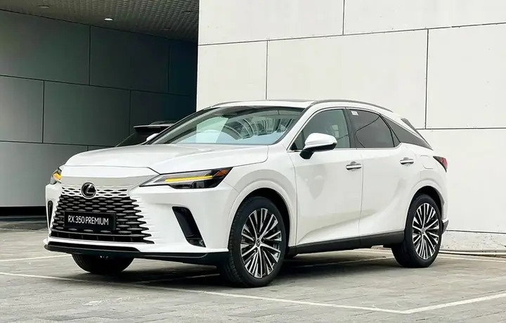 Giá Xe Ô Tô Tại Đà Nẵng: Bảng Giá Mới Nhất, Mẹo Mua Xe Tiết Kiệm Và Uy Tín