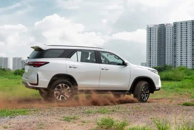 Lý Giải Sức Hút Mạnh Mẽ Của Toyota Fortuner 2020