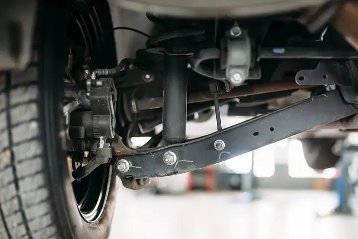 Giảm Xóc Yếu Hoặc Hỏng