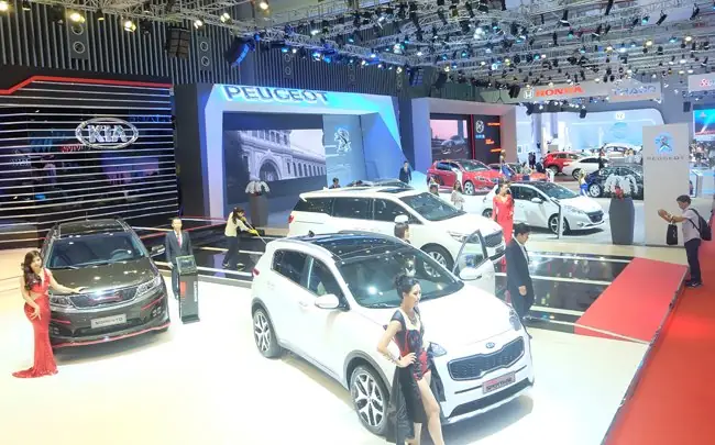 Giảm Giá Xe Ô Tô Năm 2015